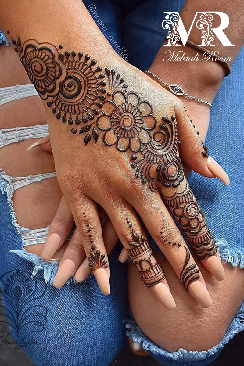 back-hand-mehndi