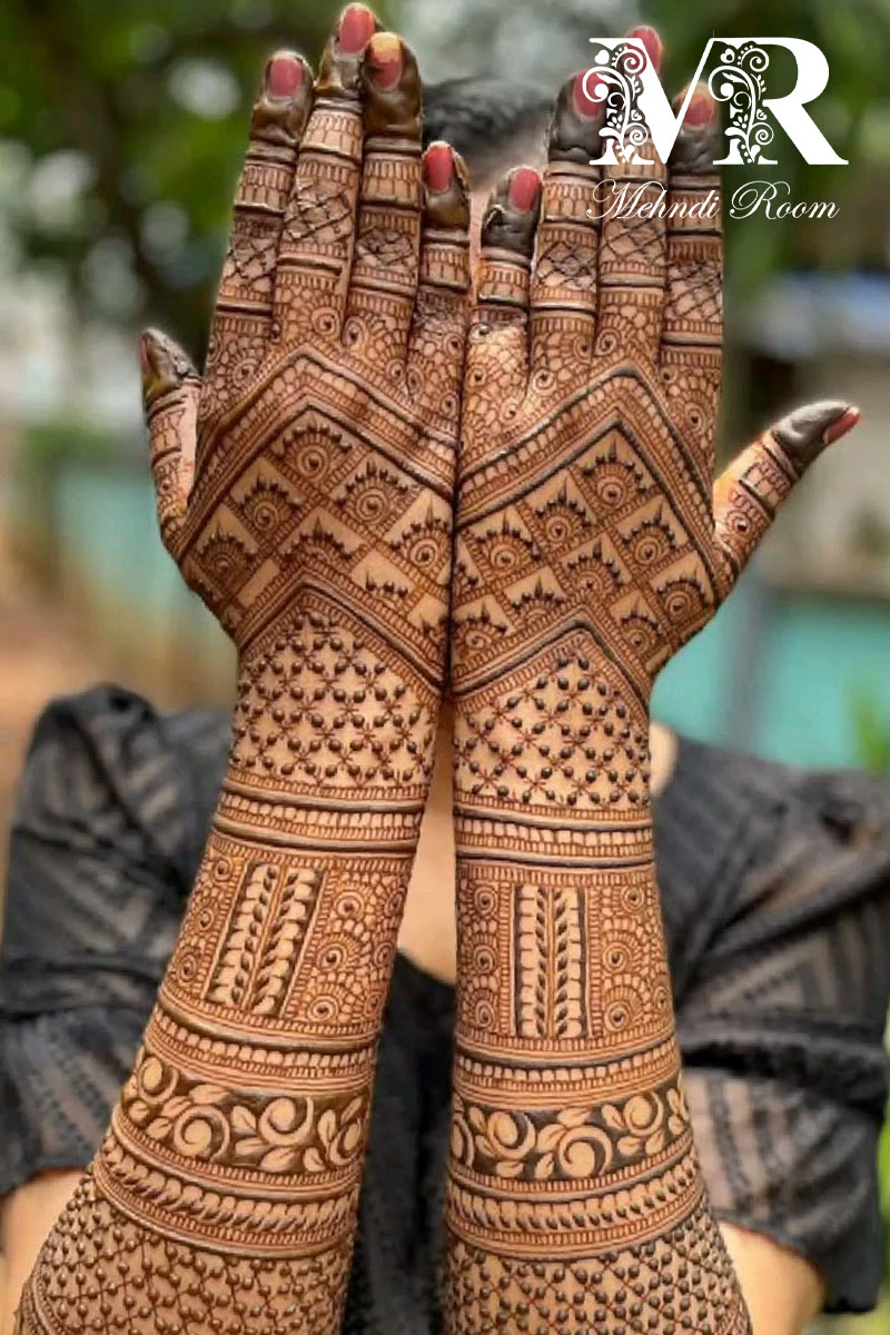 back-hand-mehndi