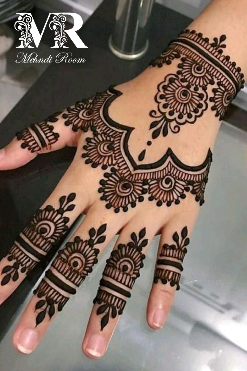 back-hand-mehndi