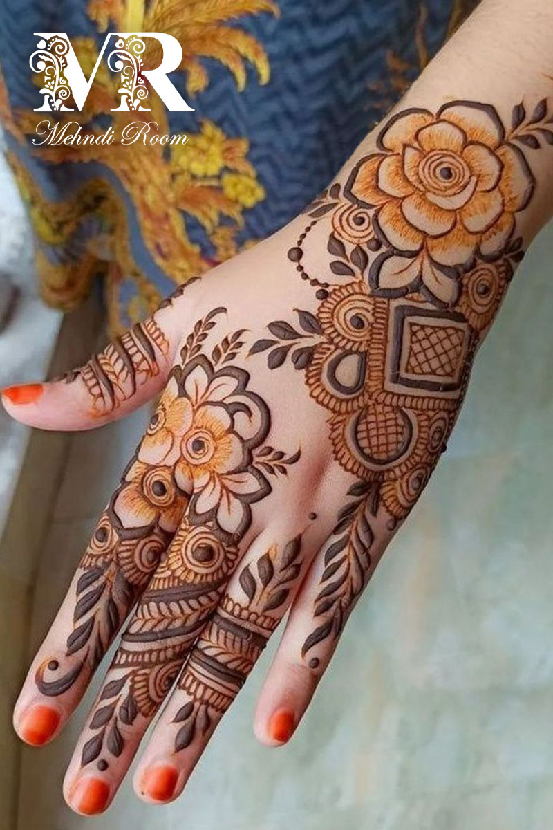back-hand-mehndi